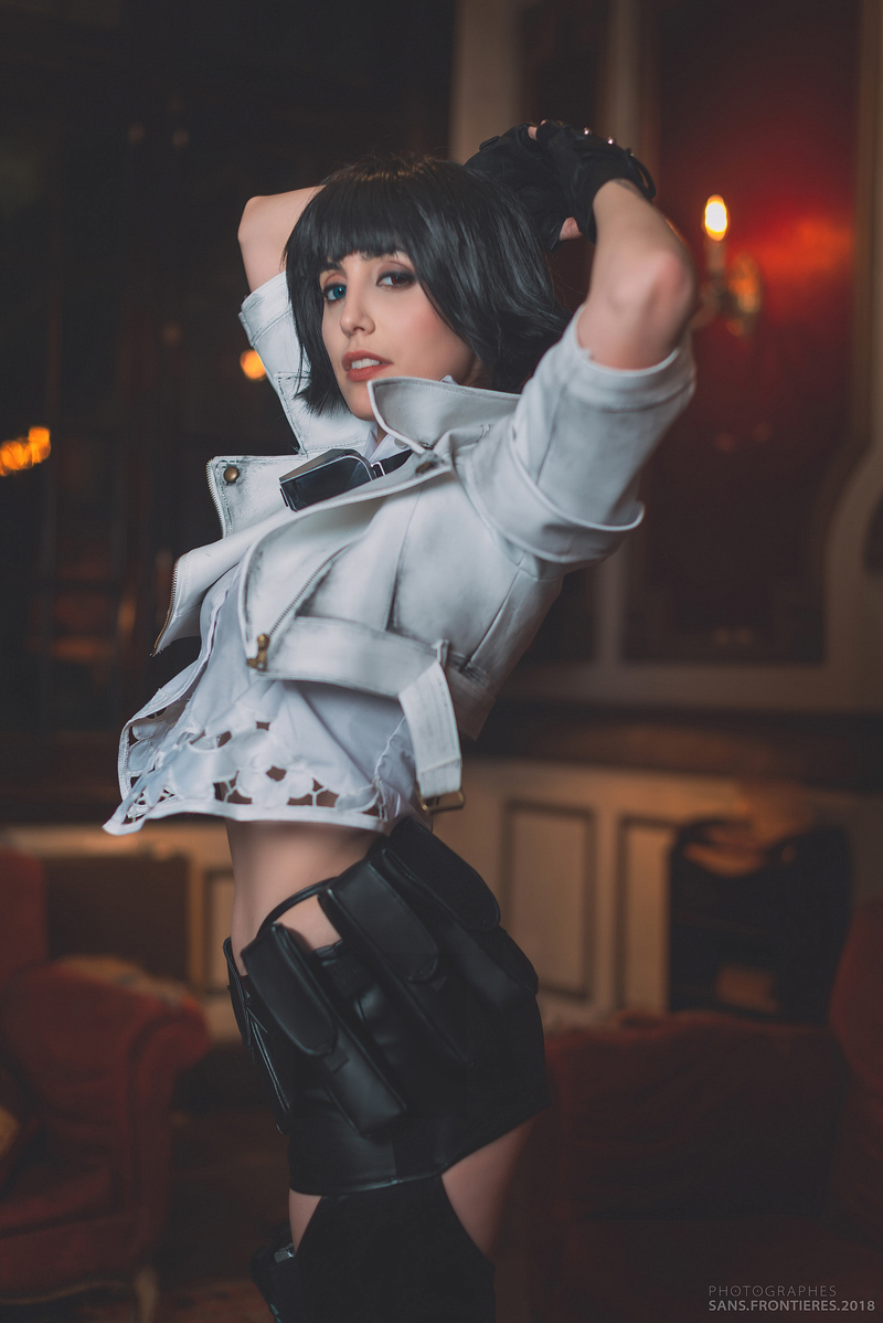 Illustration for article titled Devil May Cry Cosplay Gets A Little Romantic